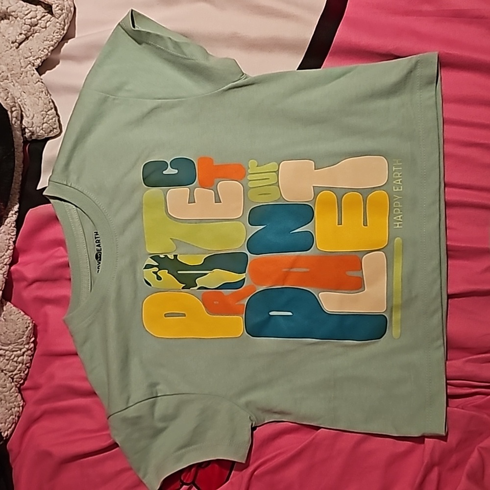 Protect our planet green croped shirt